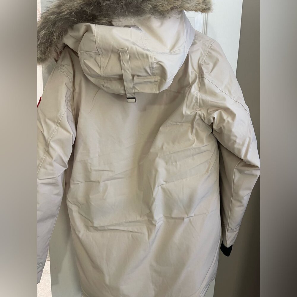 Canada Goose Women's Coat - Picture 5 of 6